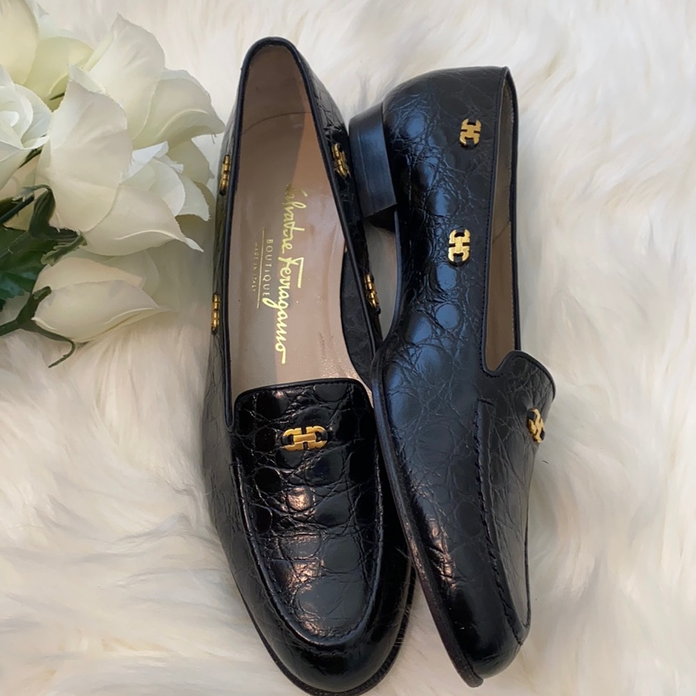 Salvatore Ferragamo black classic loafers